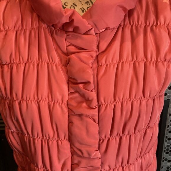 Tribal salmon vest, size medium - Picture 2 of 9